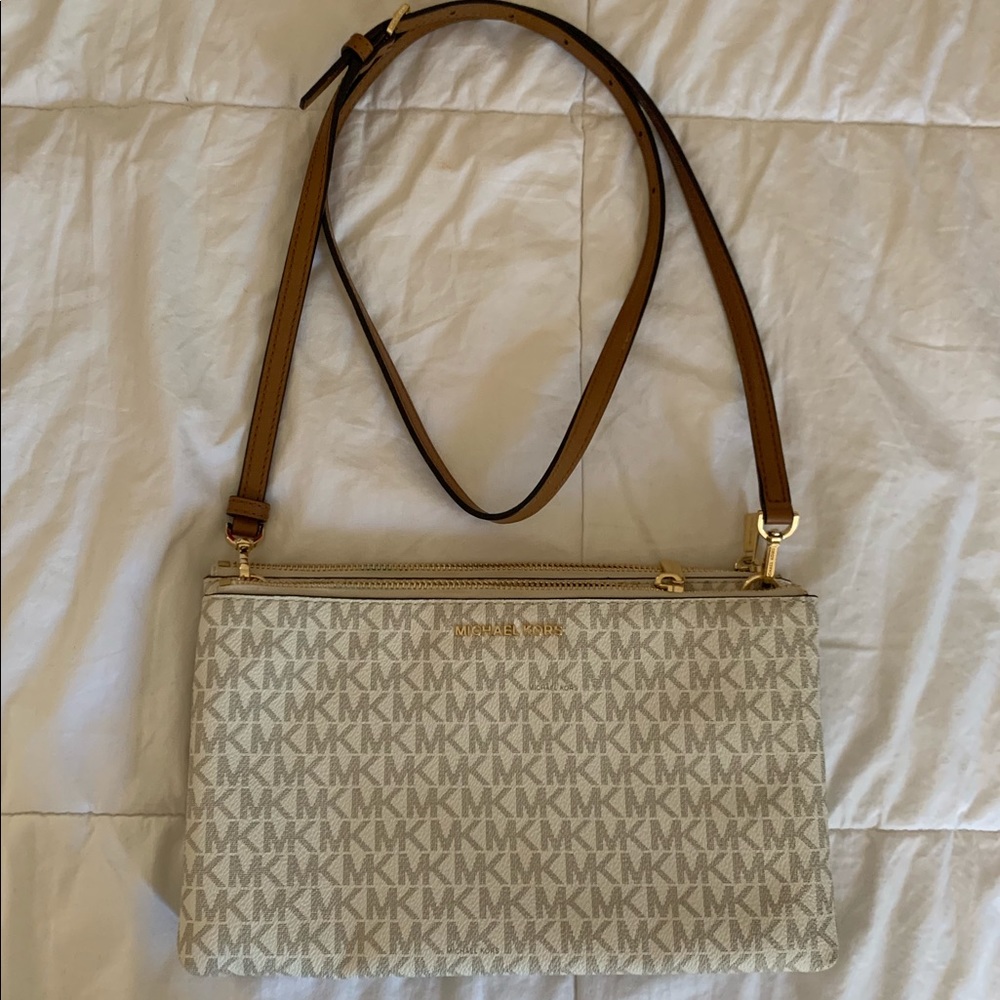 Small Cross Body Michael Kors Bag